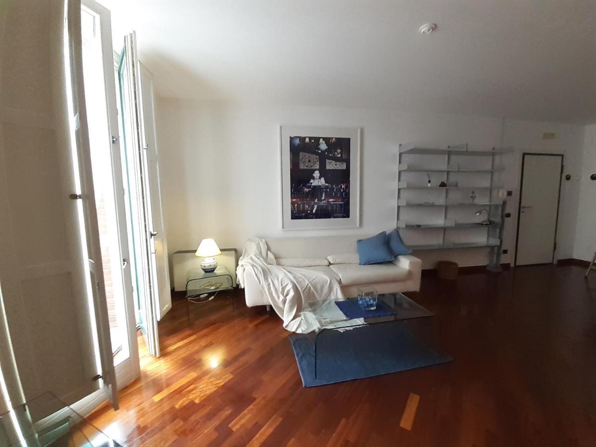 Olimpia Apartment City Center Salerno Dış mekan fotoğraf